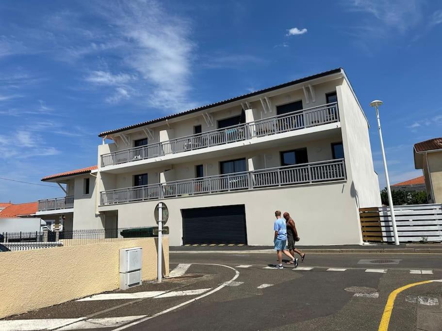 Tres Bel Appartement Neuf - Parking Et Terrasse Biscarrosse Eksteriør billede